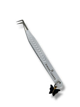 BOOT TWEEZER with kimana charm